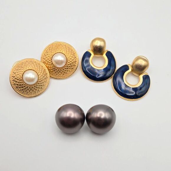 3 Pair of New NOS Vintage Earrings 2 Pair Katherine K,‎ 1 Pair Unbranded - Picture 1 of 5
